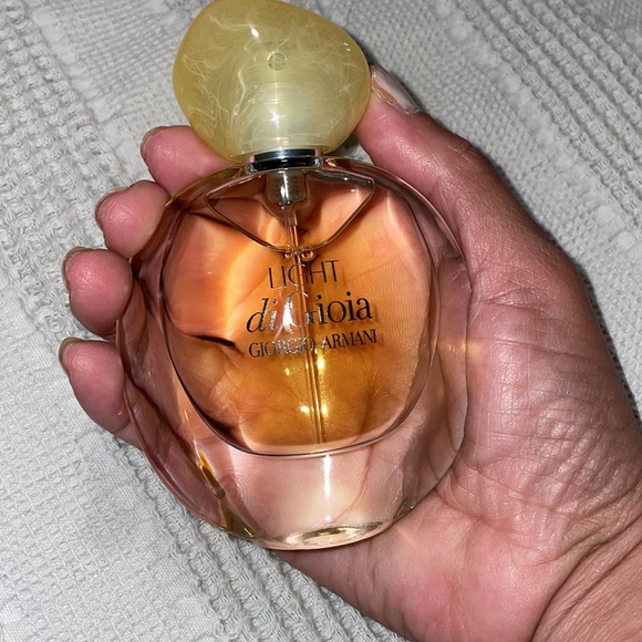 Giorgio Armani 1 full Oz of light di Gioia de parfum - Picture 4 of 6